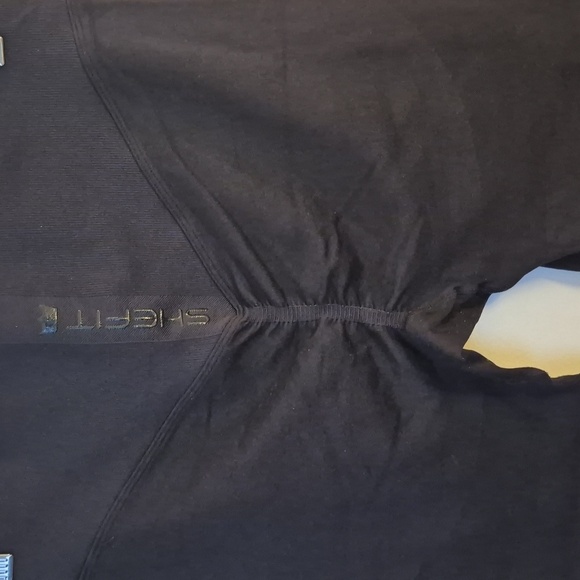 SHEFIT Seamless Leggings Black V-Waist Squat Proof 4 Way Stretch Size Large - Picture 5 of 6